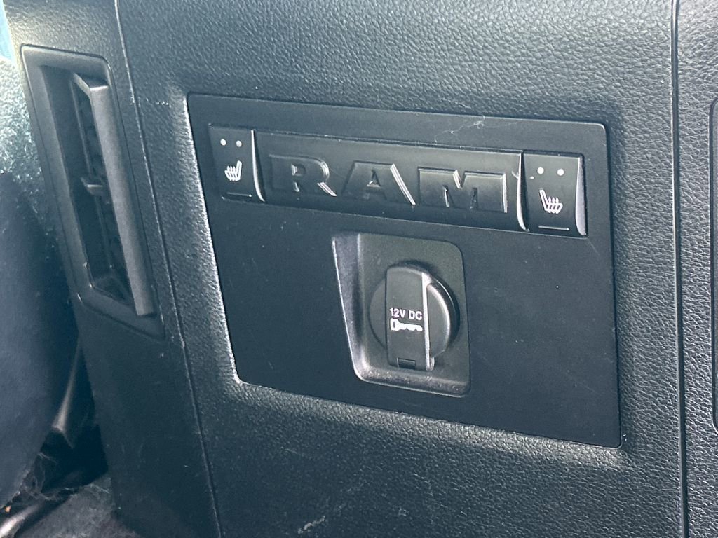 Used 2016 RAM 2500 Limited AWD/4WD image 38