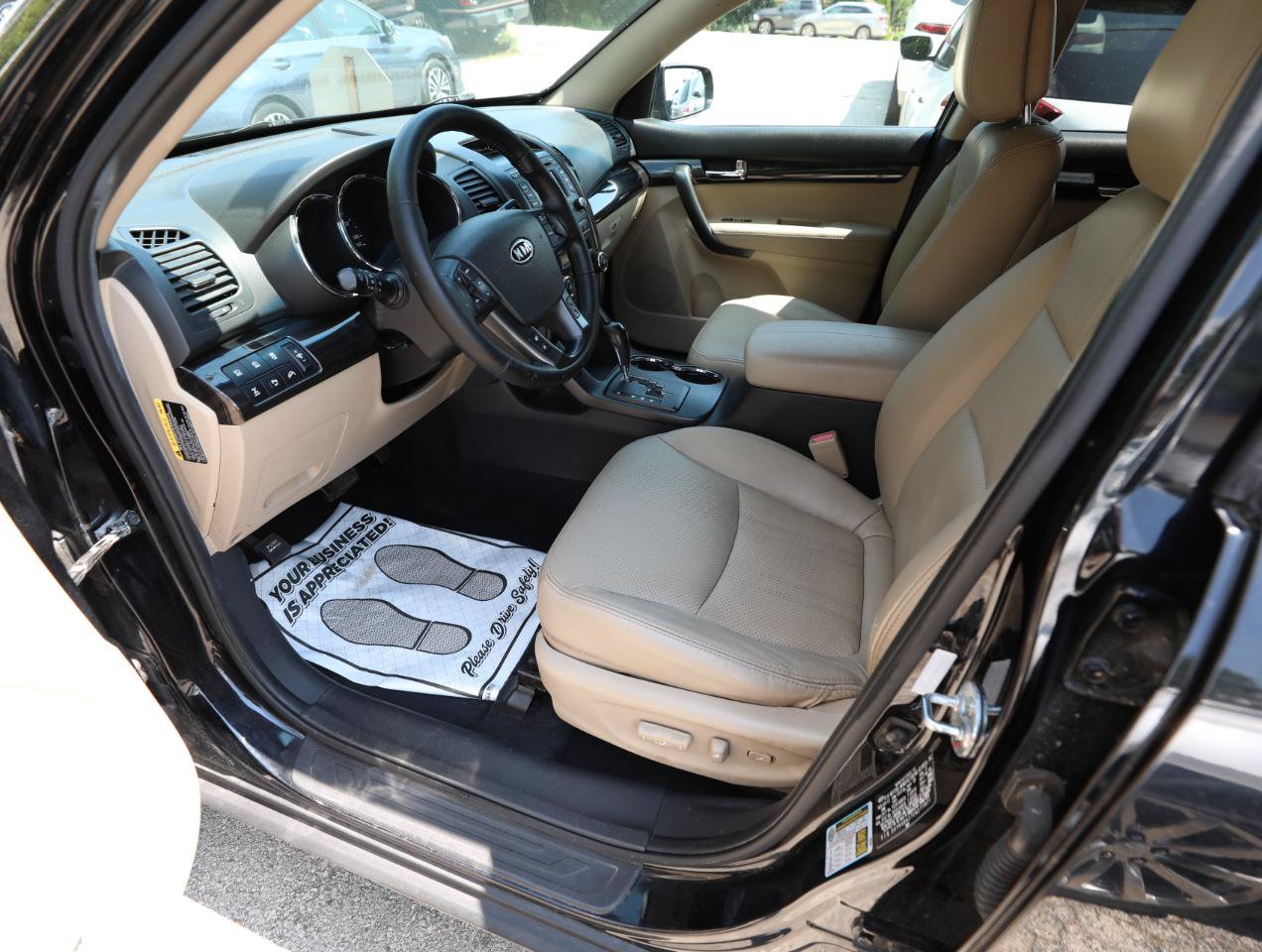 Used 2012 Kia Sorento EX w/ EX V6 Premium Pkg AWD/4WD image 19