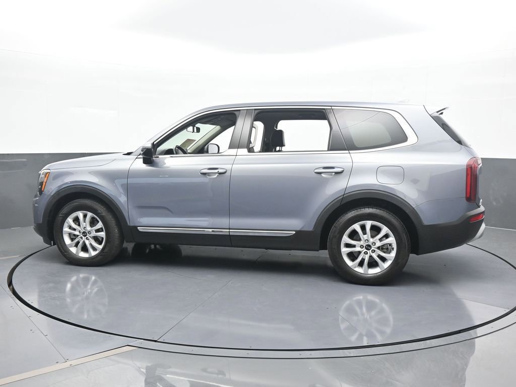 Used 2021 Kia Telluride LX image 3