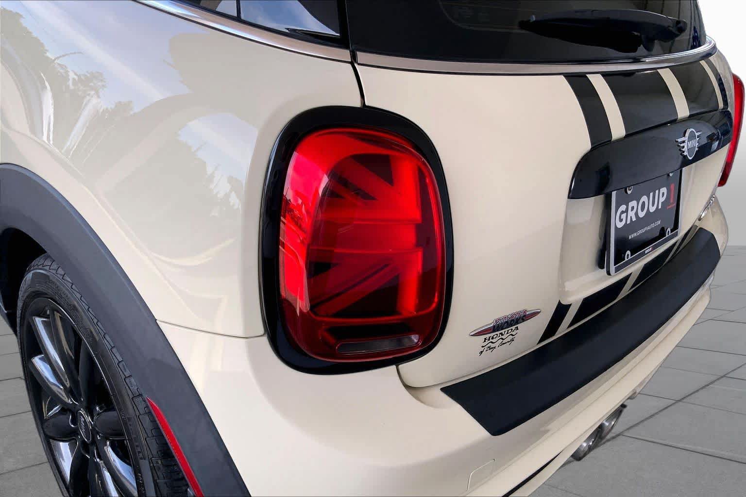 Used 2019 MINI Cooper S w/ Signature Upholstery Package FWD image 28