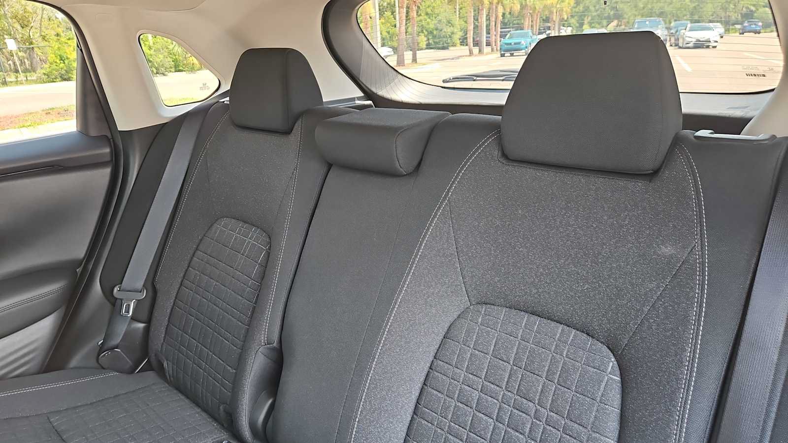 Used 2023 Honda HR-V LX image 23