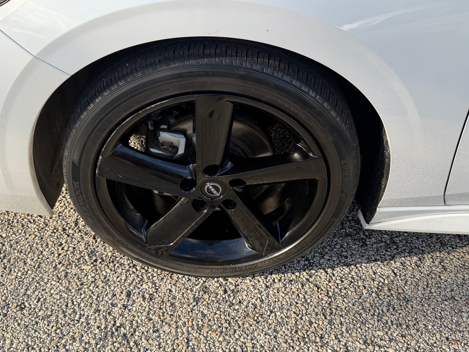 Certified 2024 Nissan Sentra SR FWD image 18