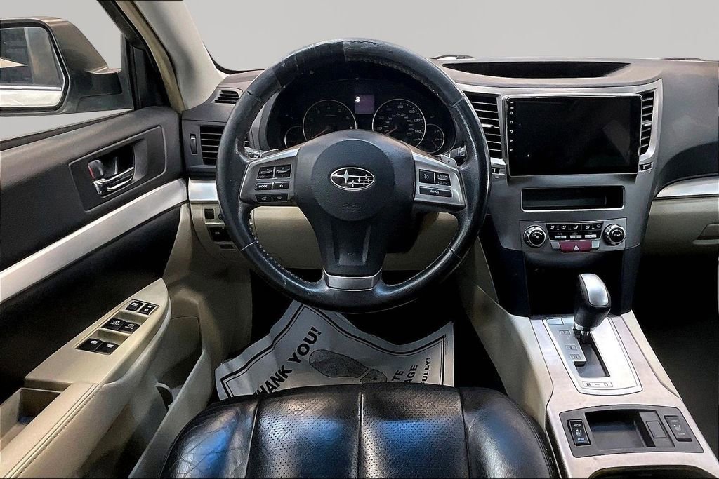 Used 2013 Subaru Outback 2.5i Premium AWD/4WD image 10
