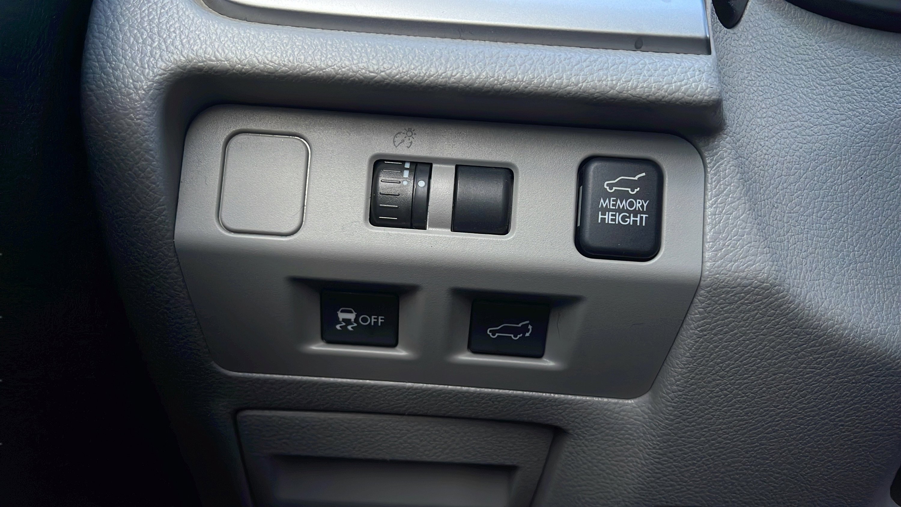 Used 2015 Subaru Forester 2.5i Touring image 19