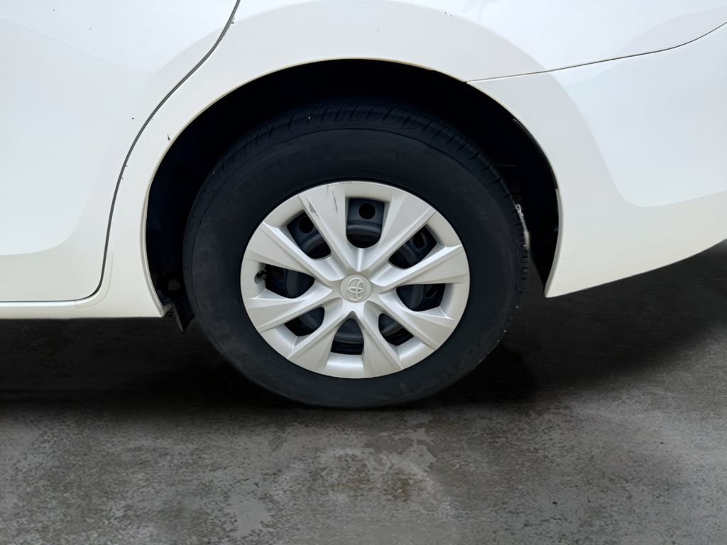 Used 2019 Toyota Corolla L FWD image 31