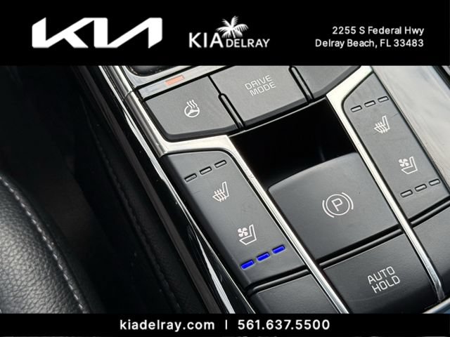 Used 2017 Kia Cadenza Technology FWD image 24