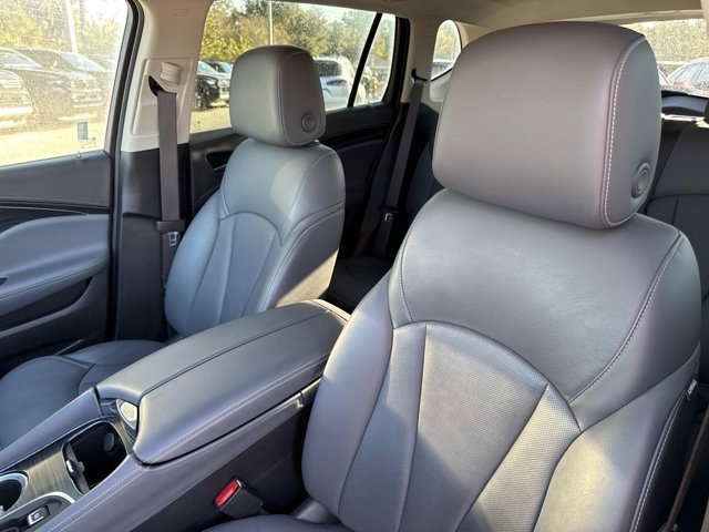 Used 2020 Buick Envision Essence image 10