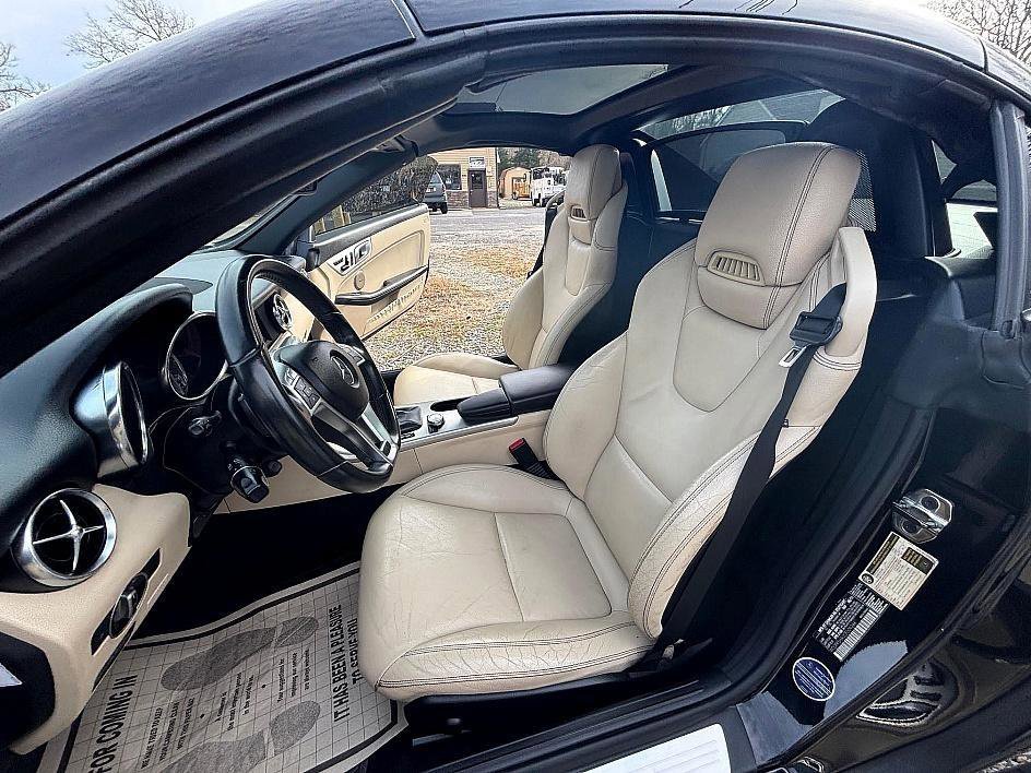 Used 2012 Mercedes-Benz SLK 350 2dr Roadster SLK 350 w/ Premium I Pkg image 17
