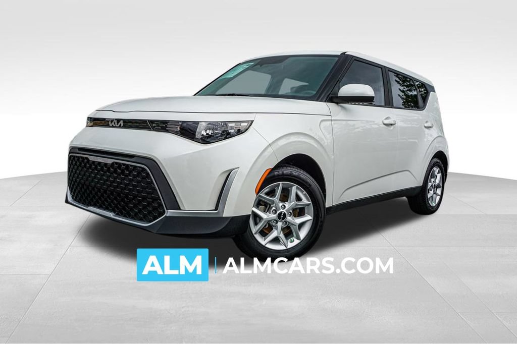 Used 2025 Kia Soul LX w/ LX Technology Package
