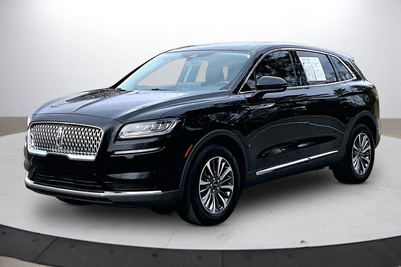 Used 2022 Lincoln Nautilus Reserve image 4