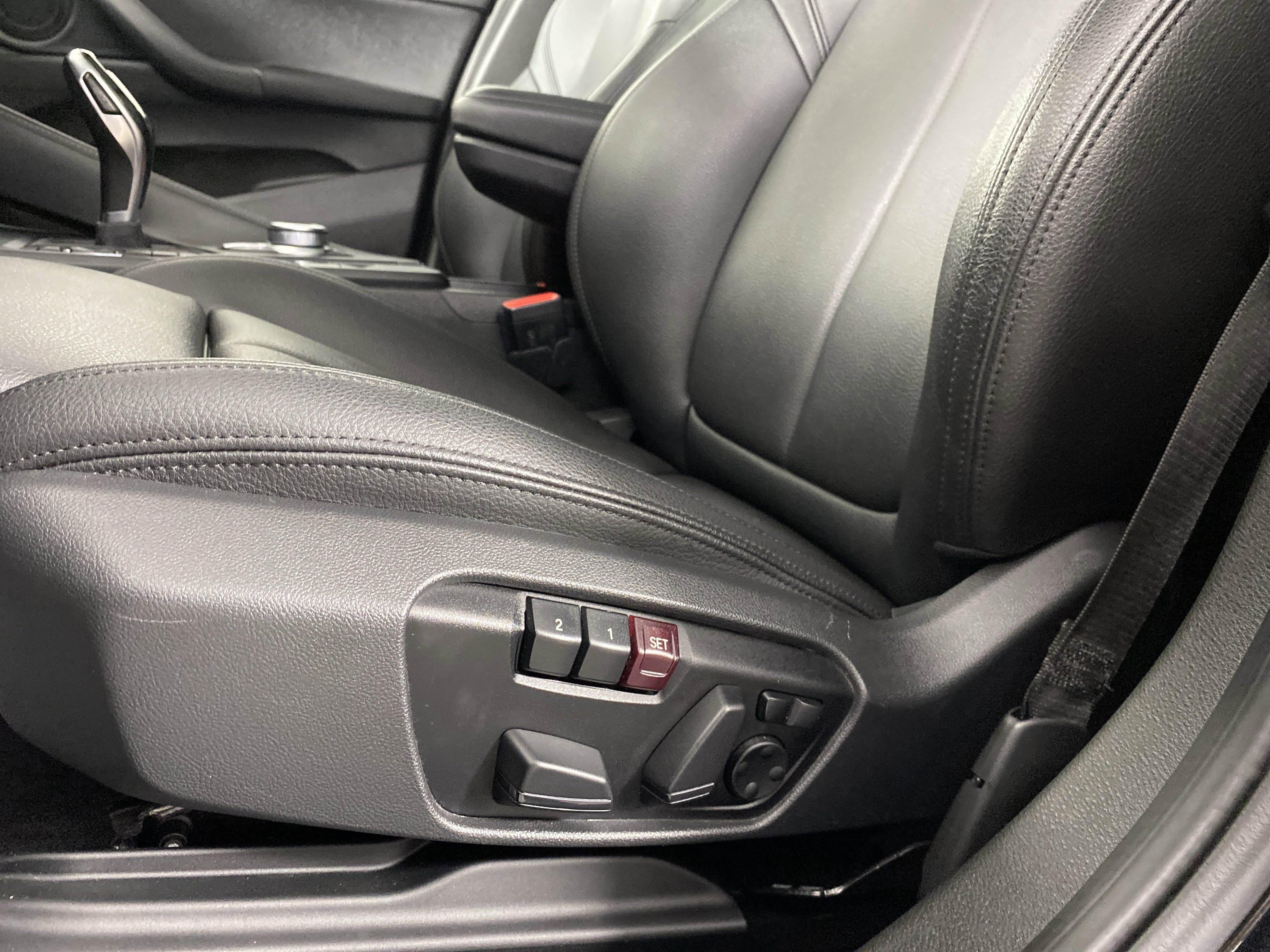 Used 2020 BMW X2 xDrive28i w/ Premium Package image 19