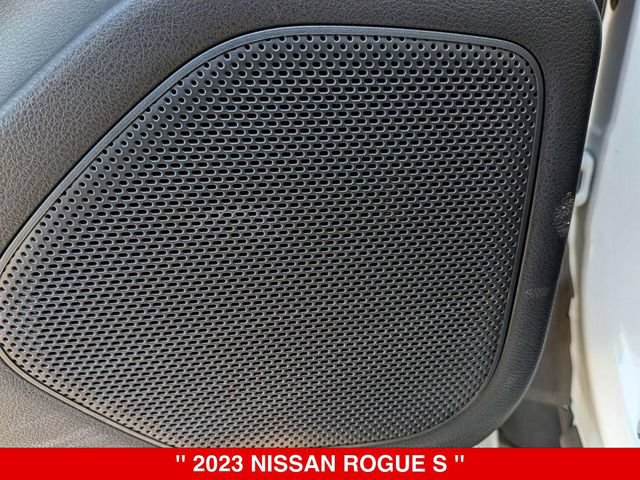 Used 2023 Nissan Rogue S AWD/4WD image 13