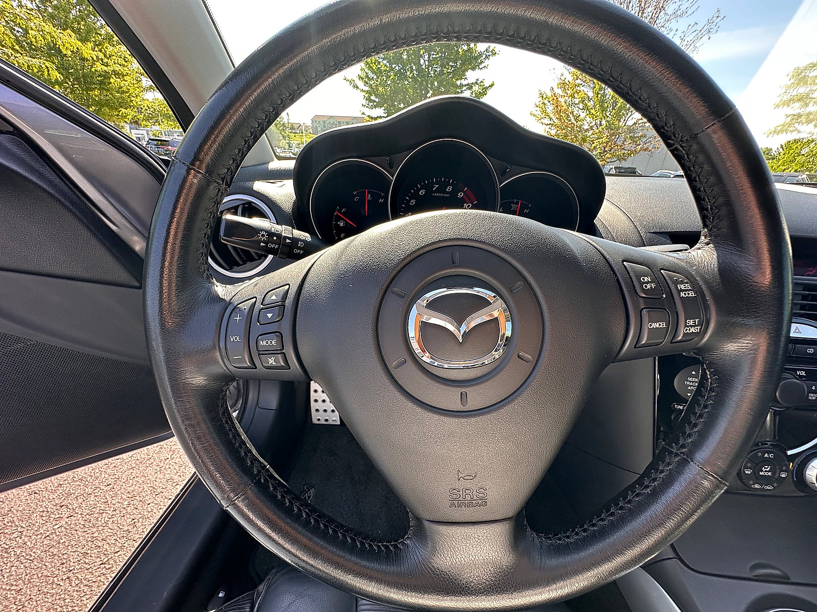 Used 2004 MAZDA RX-8 w/ MT Grand Touring Pkg RWD image 16