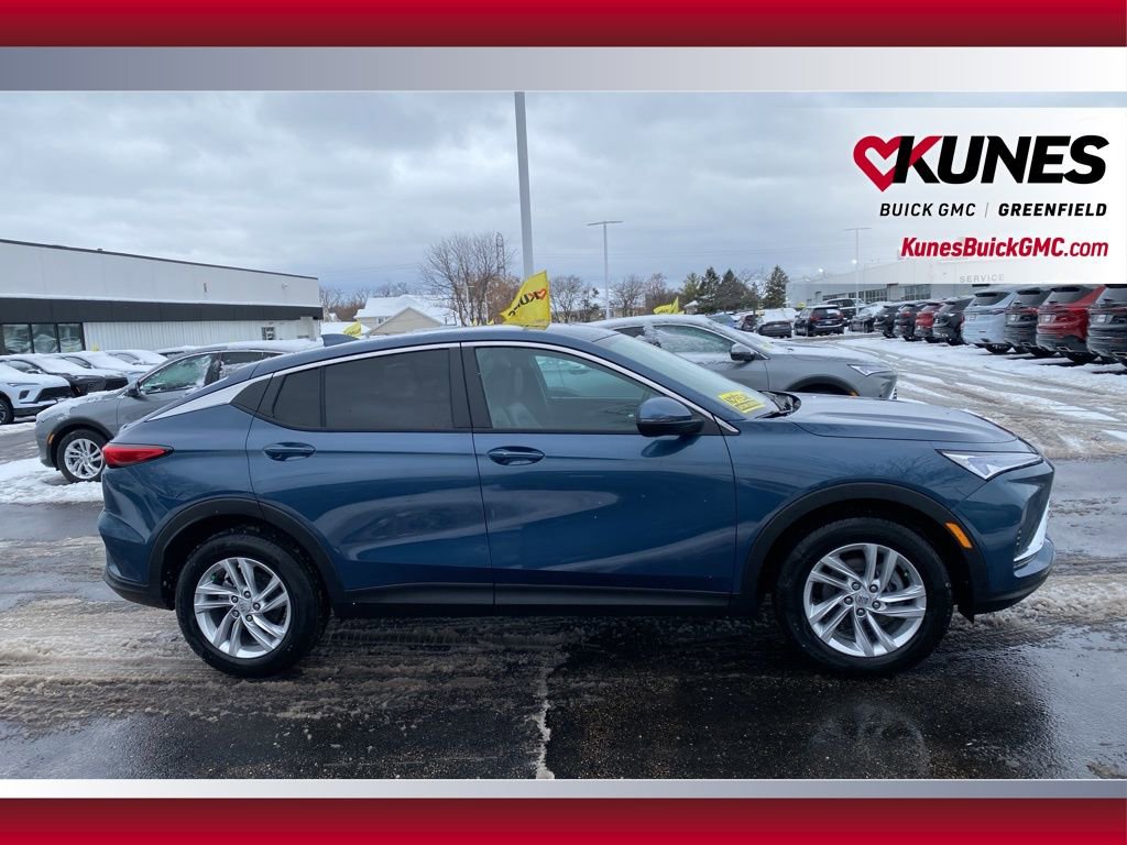 New 2026 Buick Envista Preferred w/ Convenience I Package image 2