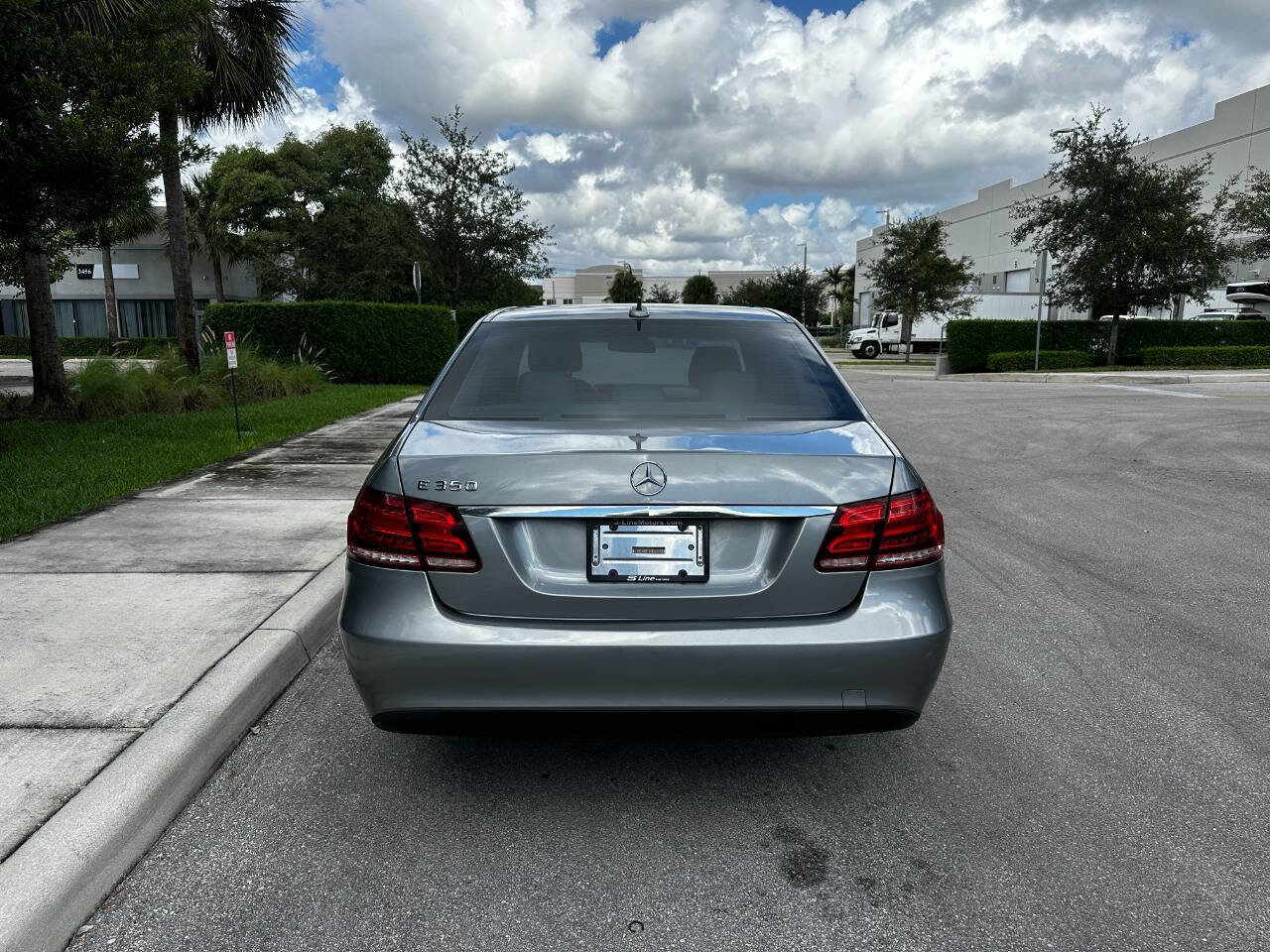 Used 2014 Mercedes-Benz E 350 Sedan image 6
