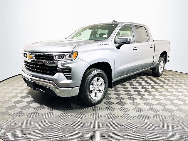 Used 2025 Chevrolet Silverado 1500 LT RWD image 4
