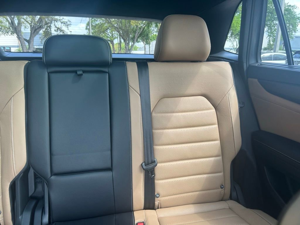 Certified 2024 Volkswagen Atlas Cross Sport SEL R-Line image 14