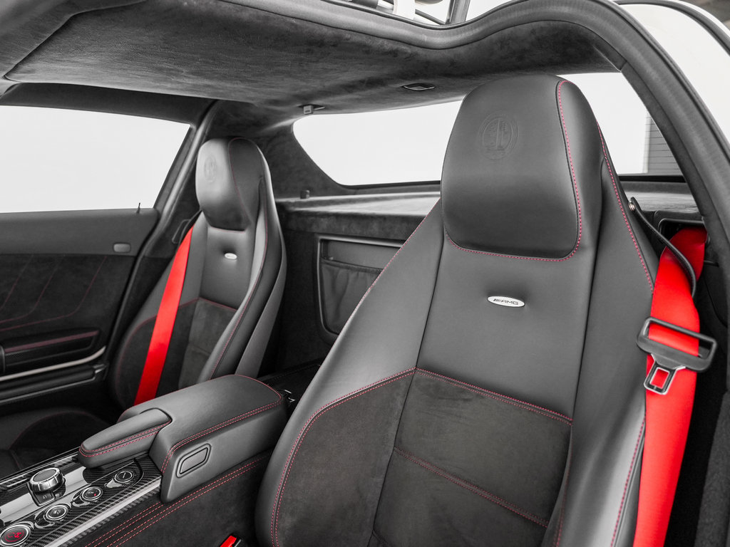 Used 2014 Mercedes-Benz SLS AMG Black Series image 16