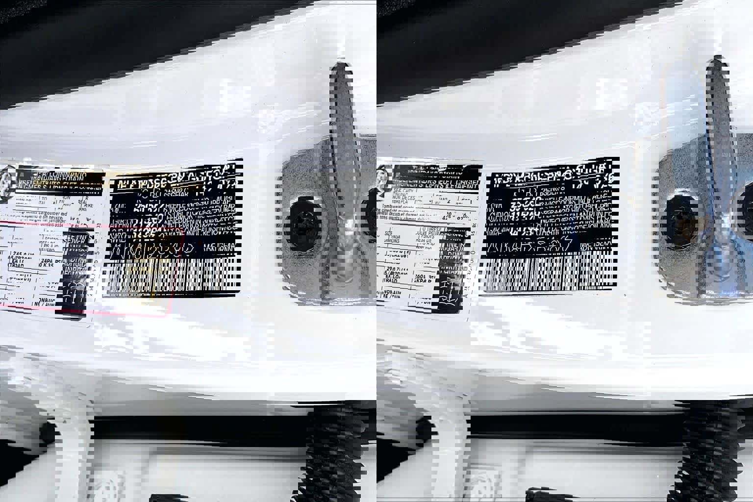 Used 2025 Mercedes-Benz GLC 43 AMG 4MATIC image 35