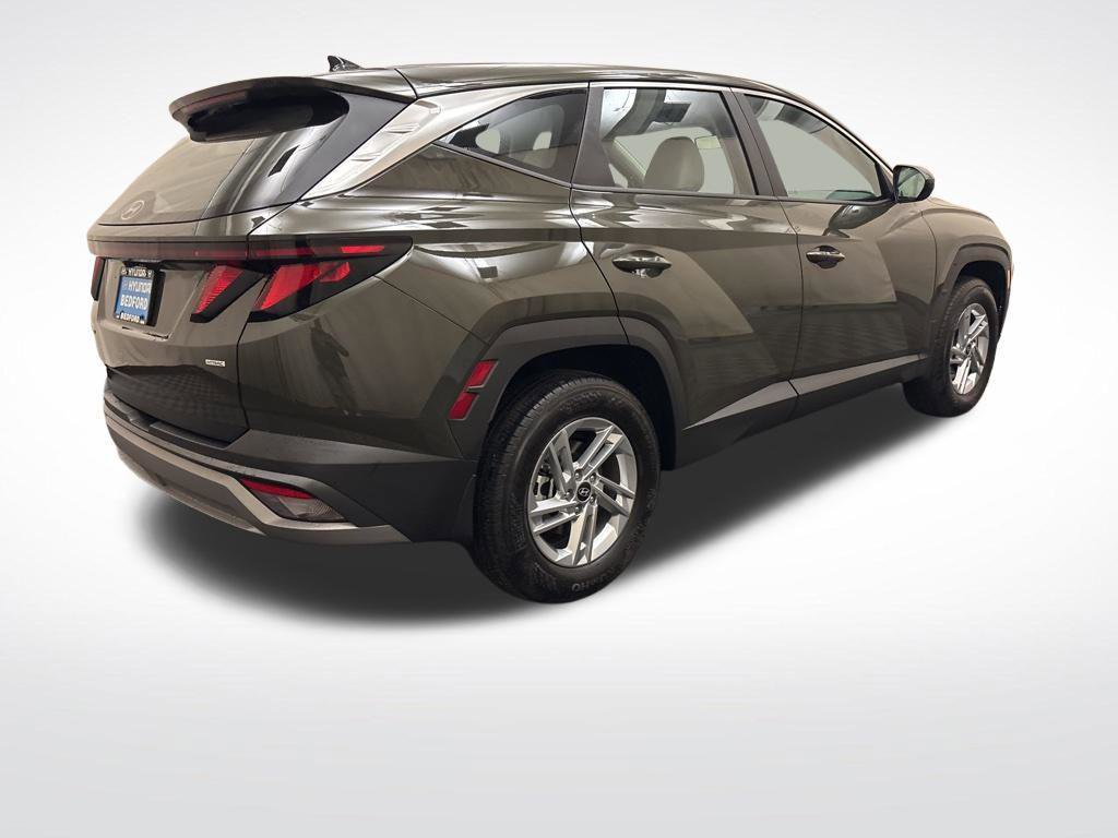 New 2025 Hyundai Tucson SE image 5