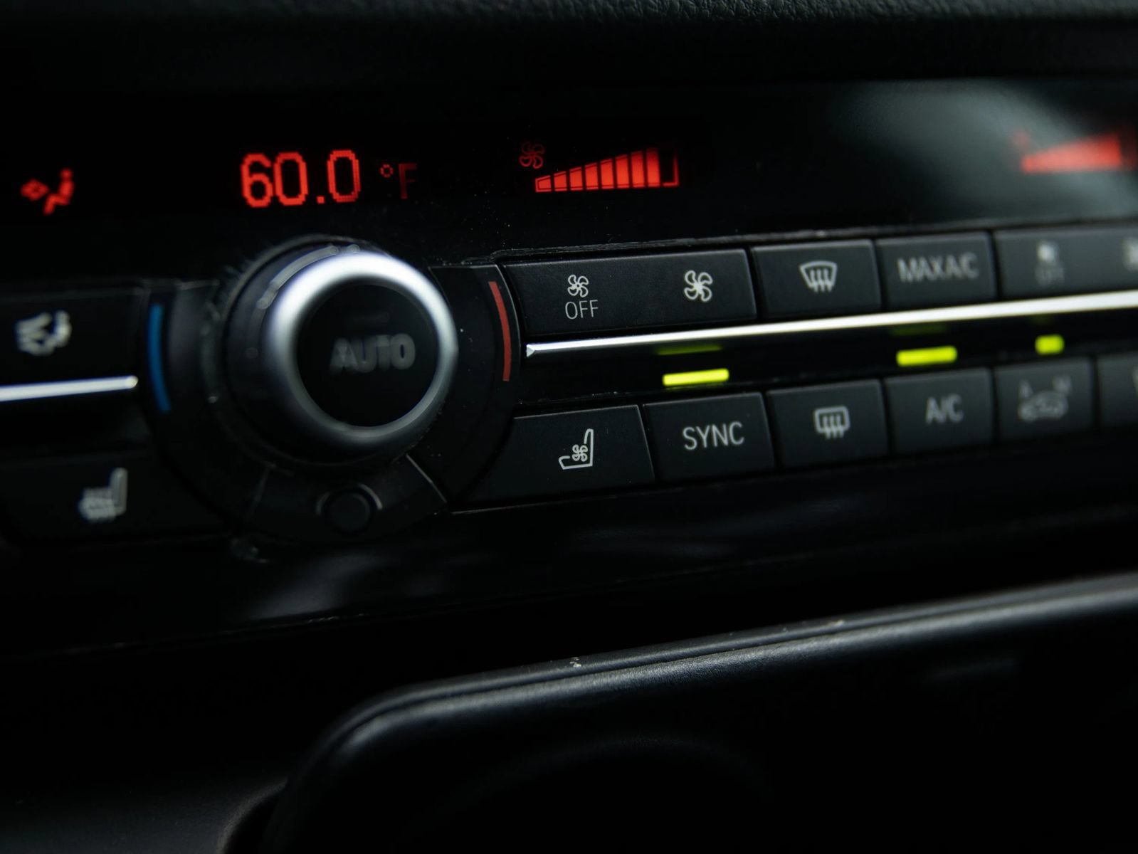 Used 2013 BMW M5 RWD image 34
