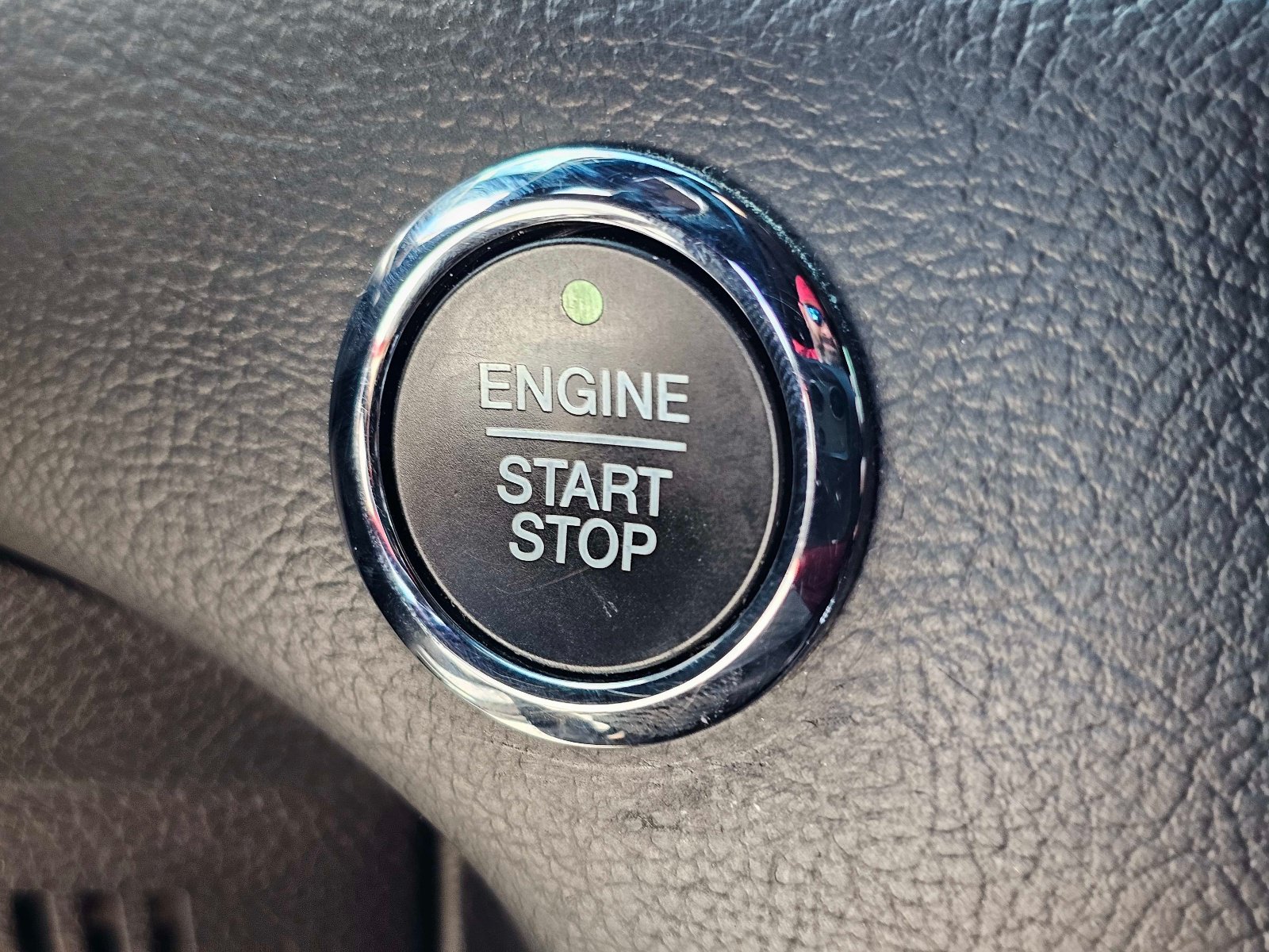 Used 2019 Ford Edge ST w/ Equipment Group 401A AWD/4WD image 25