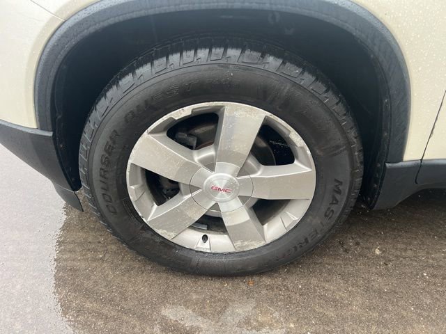 Used 2009 GMC Acadia SLT w/ Technology Package FWD image 9
