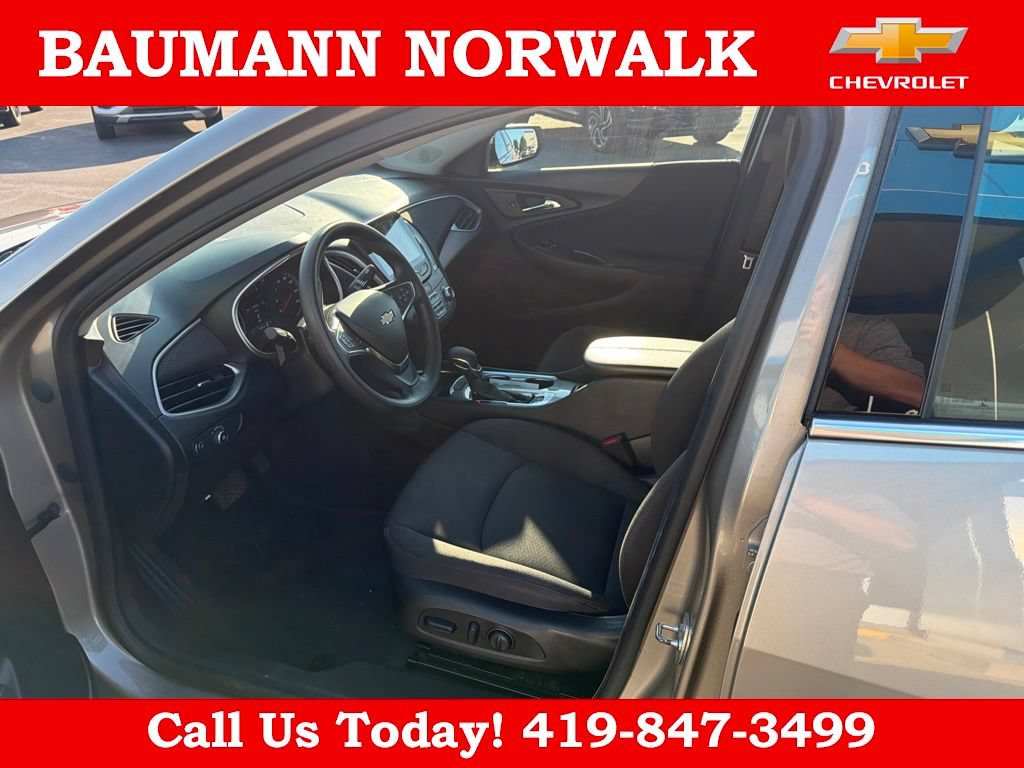 Used 2024 Chevrolet Malibu LT FWD image 13