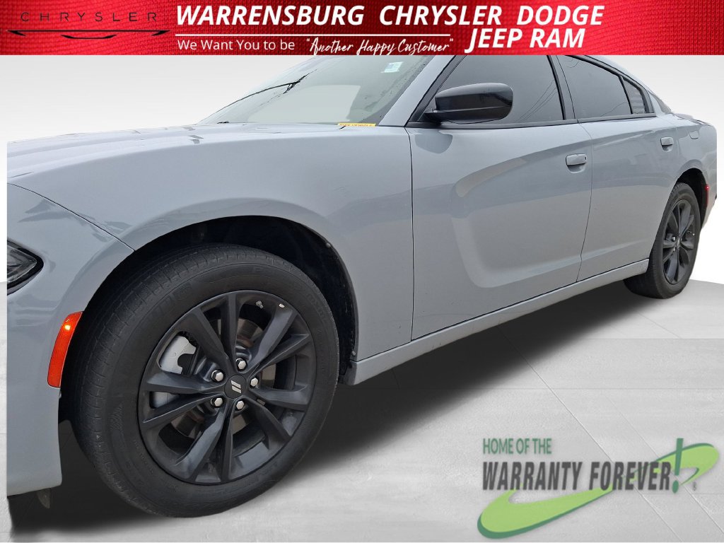 Used 2022 Dodge Charger SXT w/ Blacktop Package AWD/4WD image 32