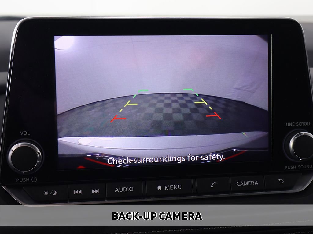 Used 2024 Nissan Rogue SV image 5