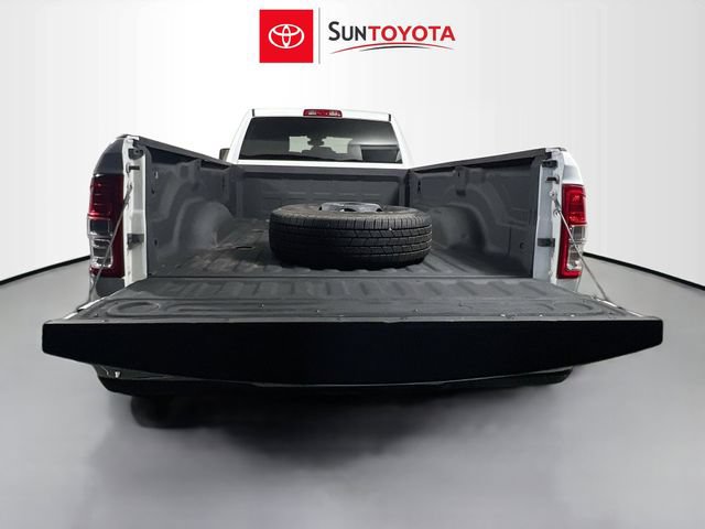 Used 2024 RAM 3500 Big Horn AWD/4WD image 32