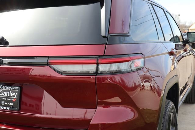 New 2026 Jeep Grand Cherokee Limited image 32