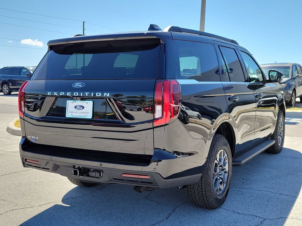 New 2026 Ford Expedition Active RWD image 5