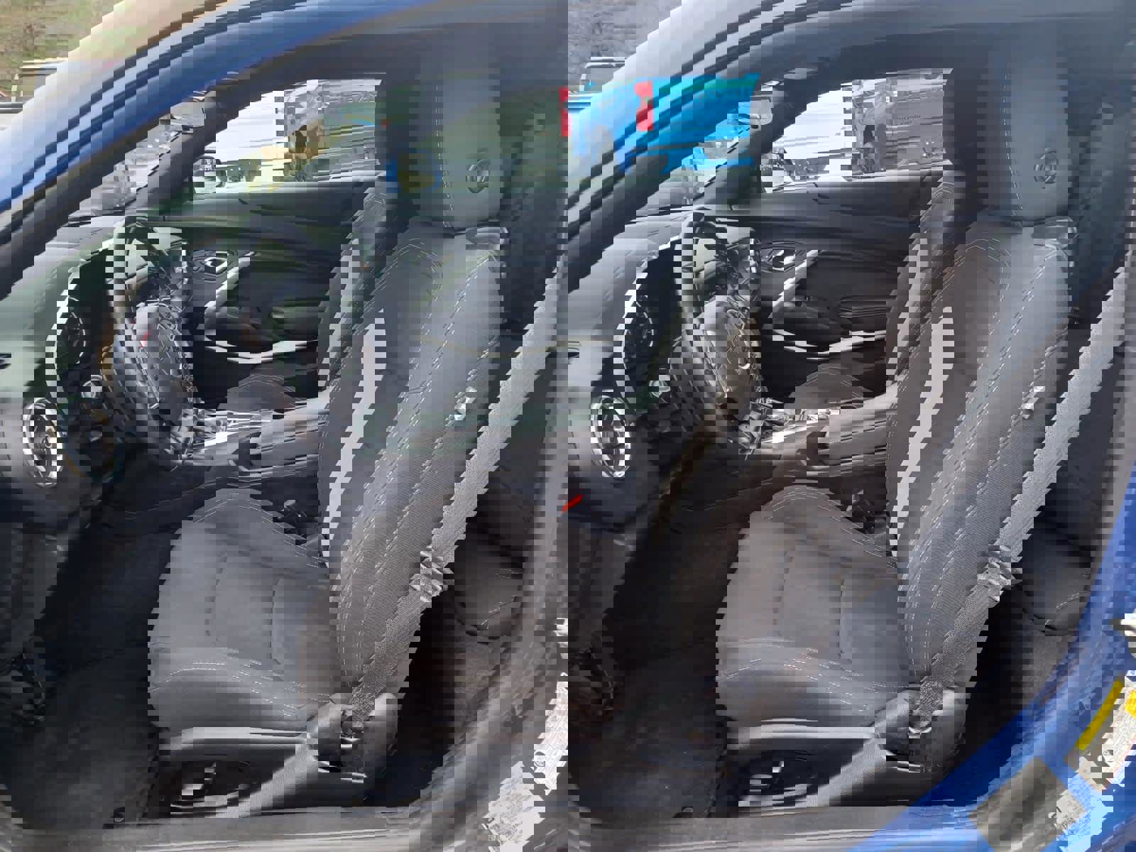 Used 2021 Chevrolet Camaro LT image 7