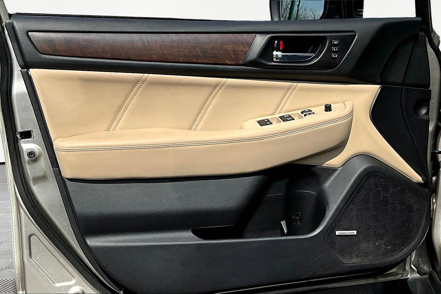 Used 2019 Subaru Outback 2.5i Limited image 19