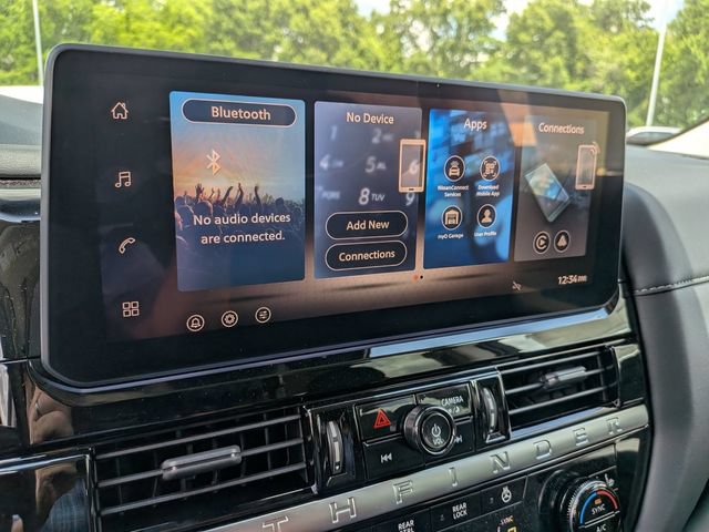 Used 2026 Nissan Pathfinder SV w/ SV Premium Package FWD image 26