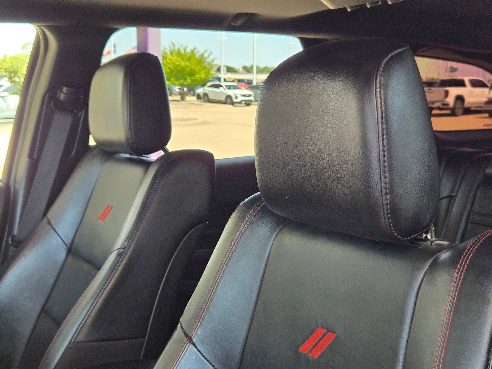Used 2023 Dodge Durango R/T RWD image 12