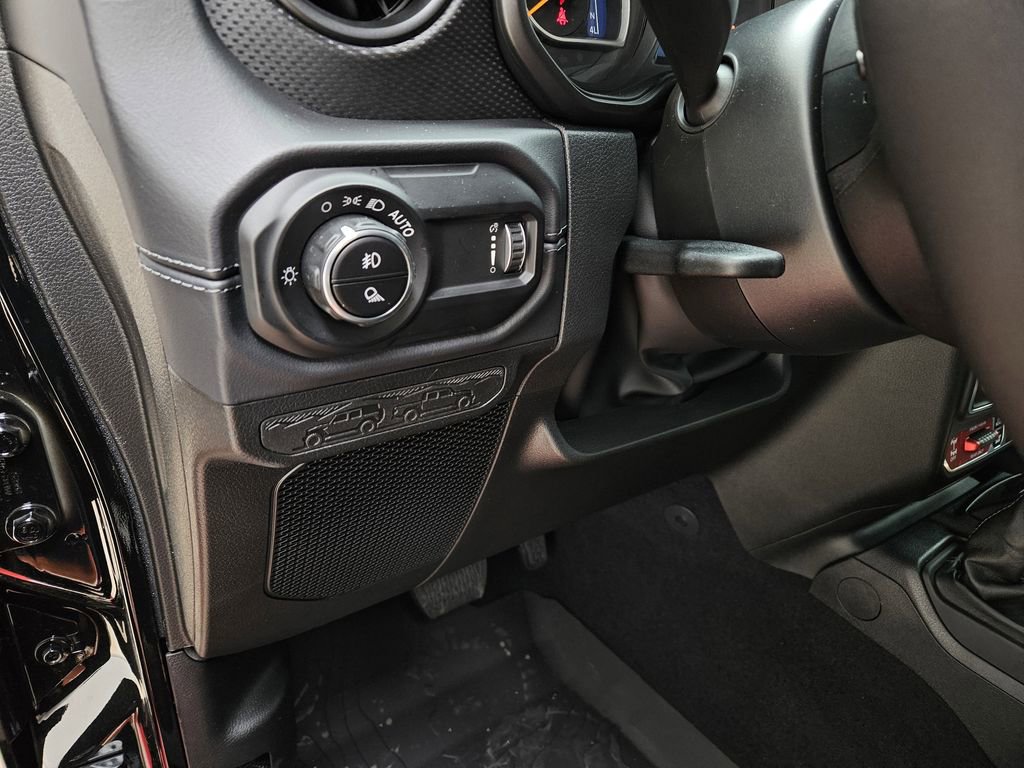 New 2026 Jeep Gladiator Rubicon AWD/4WD image 15