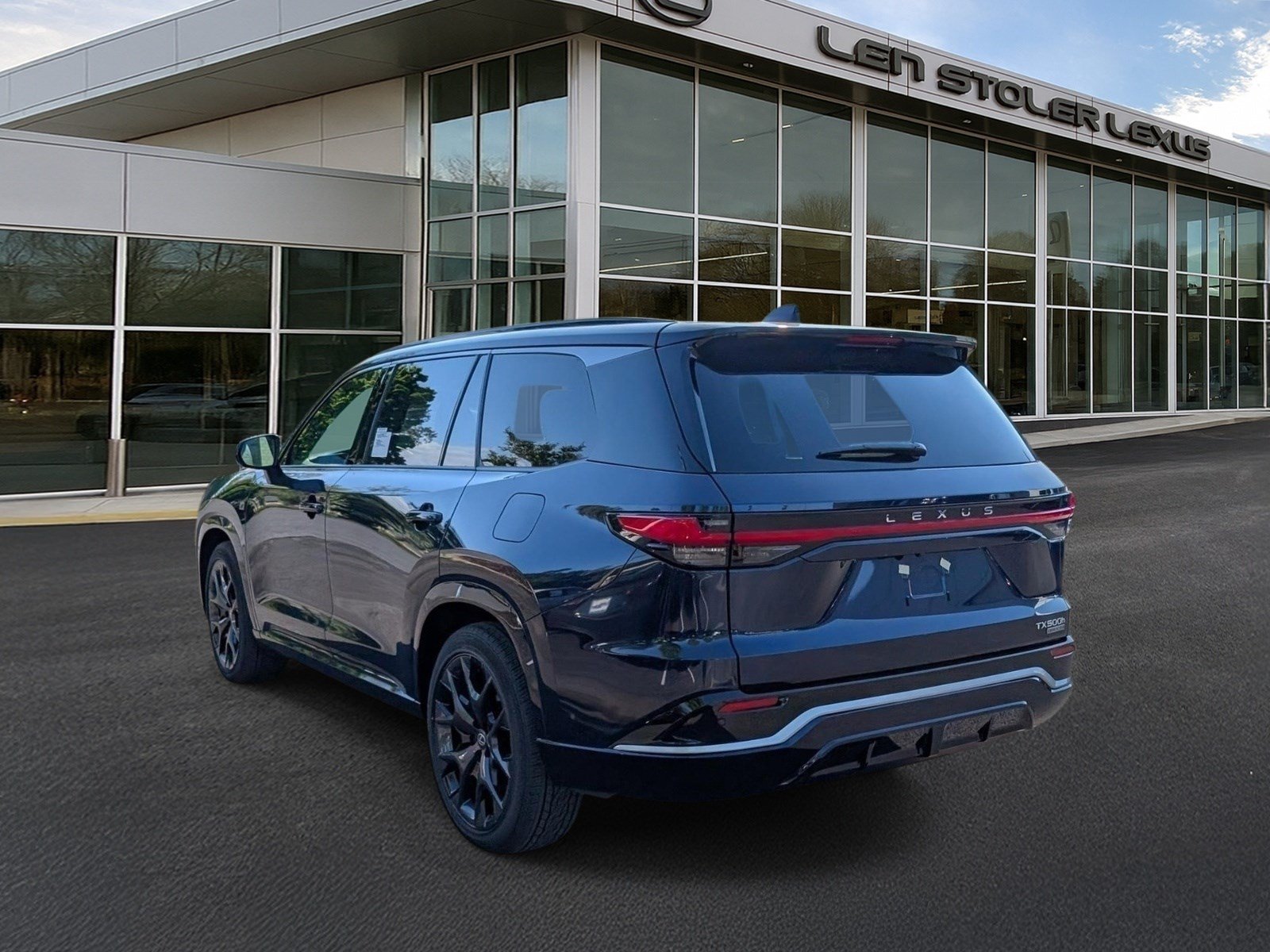 New 2026 Lexus TX 500h AWD w/ Technology Package image 3