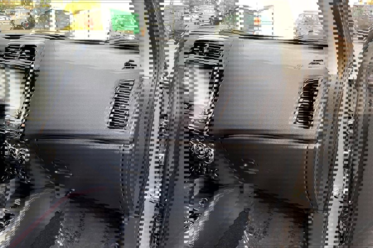 Used 2024 Mitsubishi Outlander Sport SE image 13