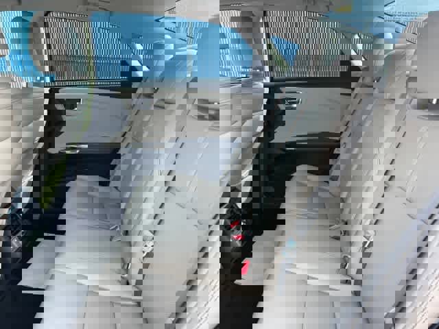 Used 2015 Toyota Avalon Limited image 18