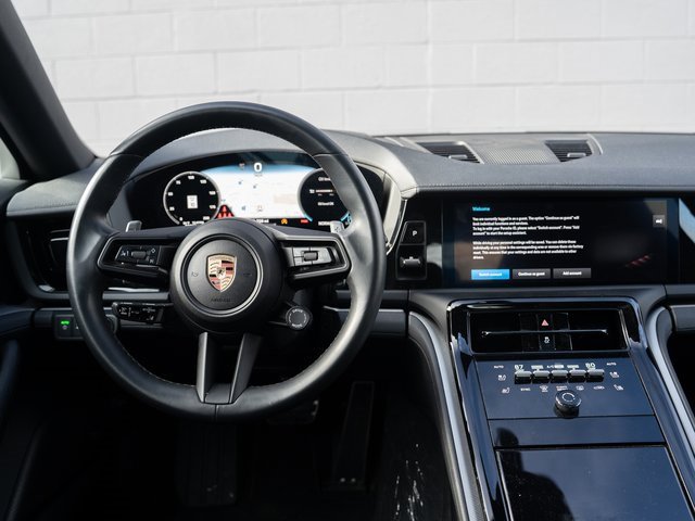 Certified 2025 Porsche Panamera 4 image 21