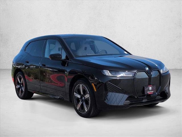 Used 2026 BMW iX xDrive60 image 3
