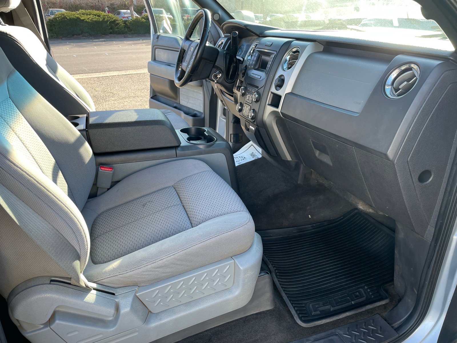 Used 2013 Ford F150 XLT w/ Mid Equipment Group image 13