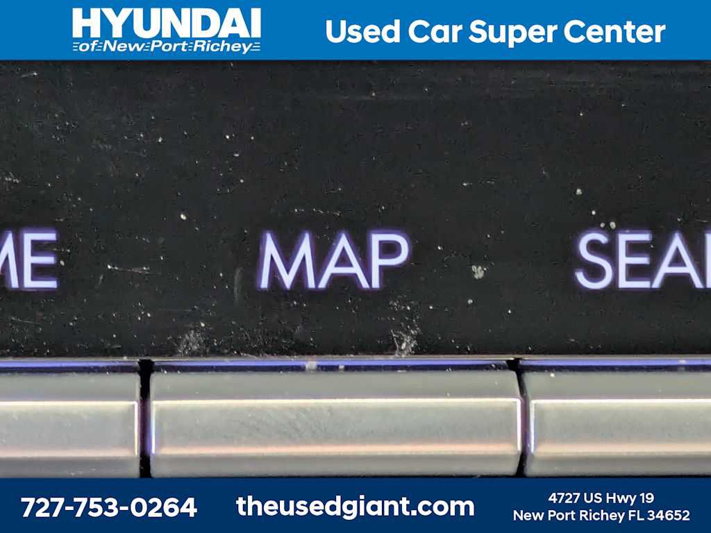 Used 2025 Hyundai Santa Fe SEL w/ Tow & Go Package FWD image 28