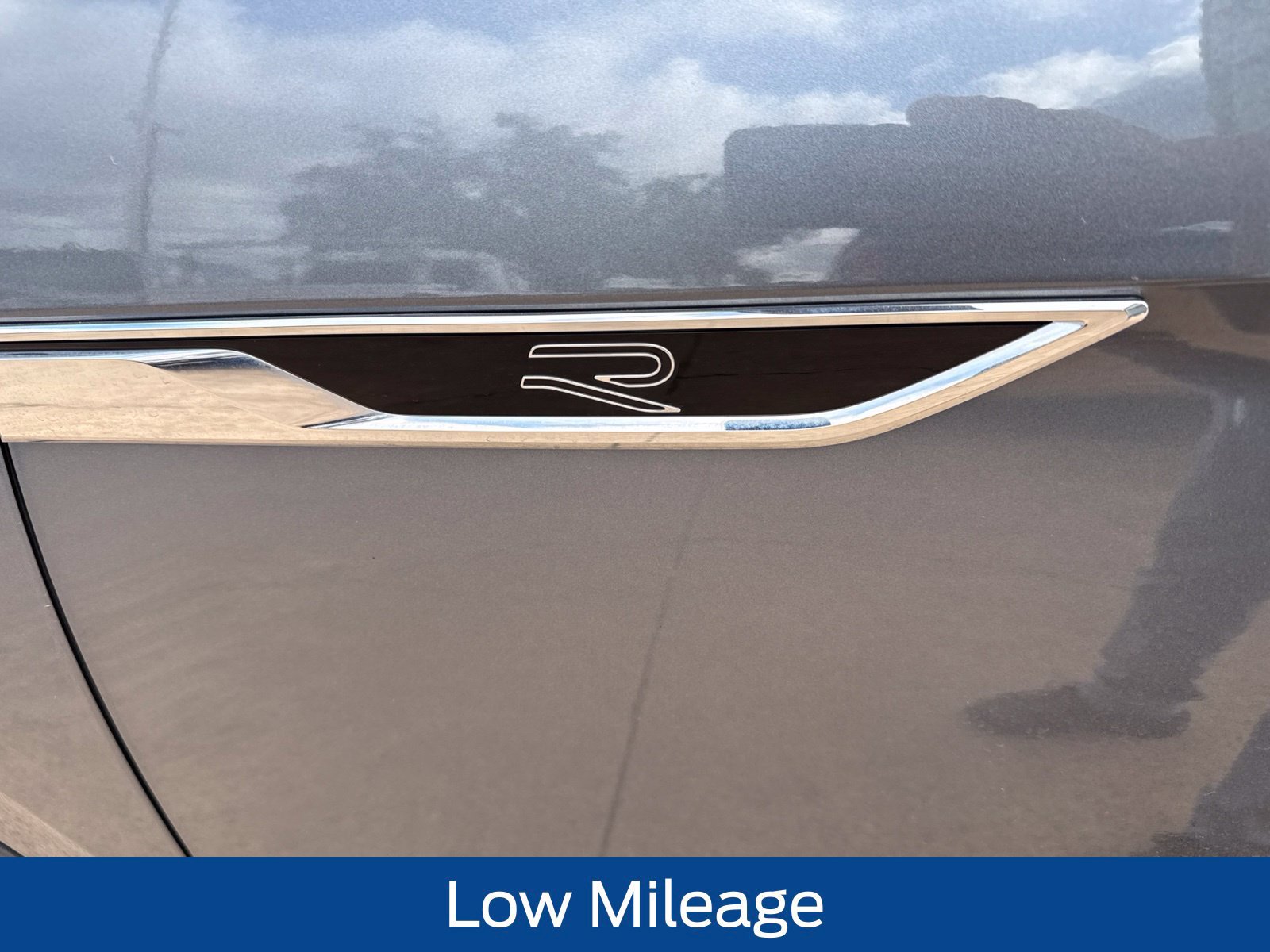 Used 2024 Volkswagen Atlas SEL Premium R-Line AWD/4WD image 14