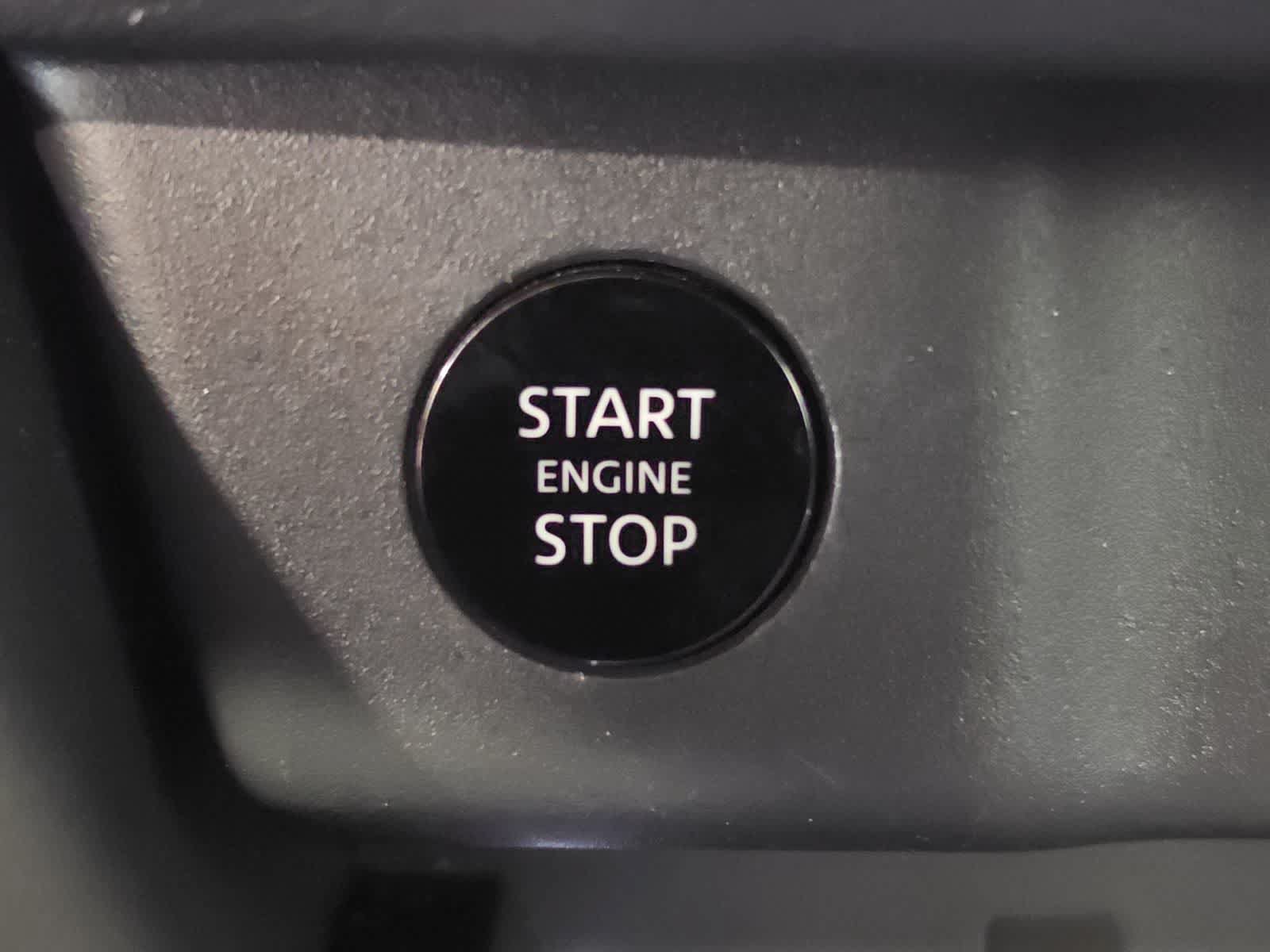 Used 2026 Nissan Rogue SL AWD/4WD image 23