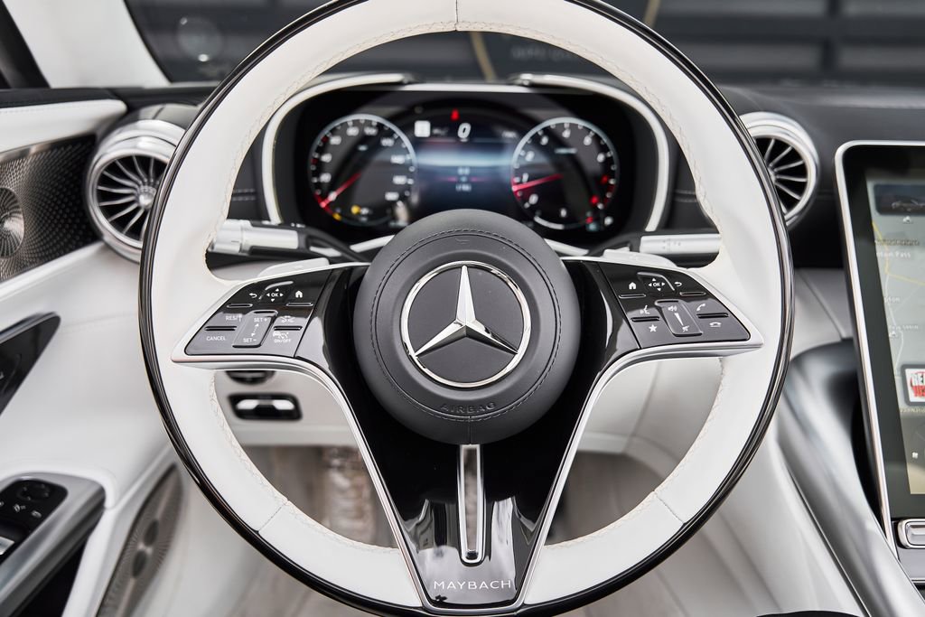 Used 2026 Mercedes-Benz Maybach SL 680 image 39