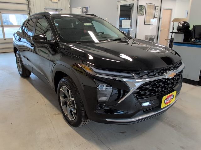 New 2026 Chevrolet Trax LT w/ LT Convenience Package FWD image 7