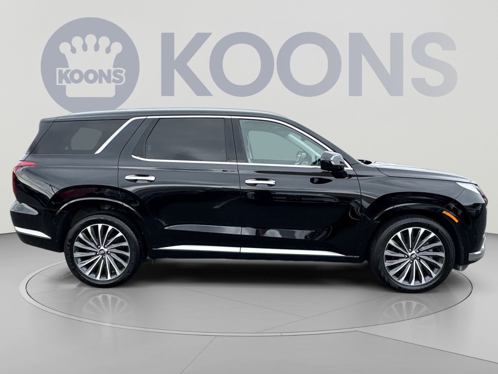 Certified 2025 Hyundai Palisade Calligraphy AWD/4WD image 8